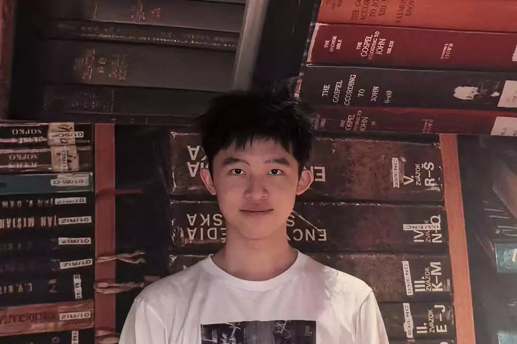 Zihua Rong